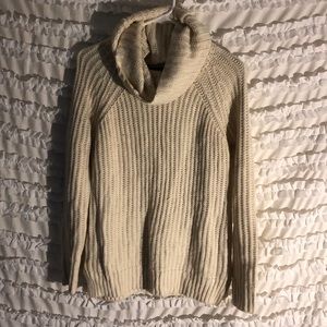 creme sweater